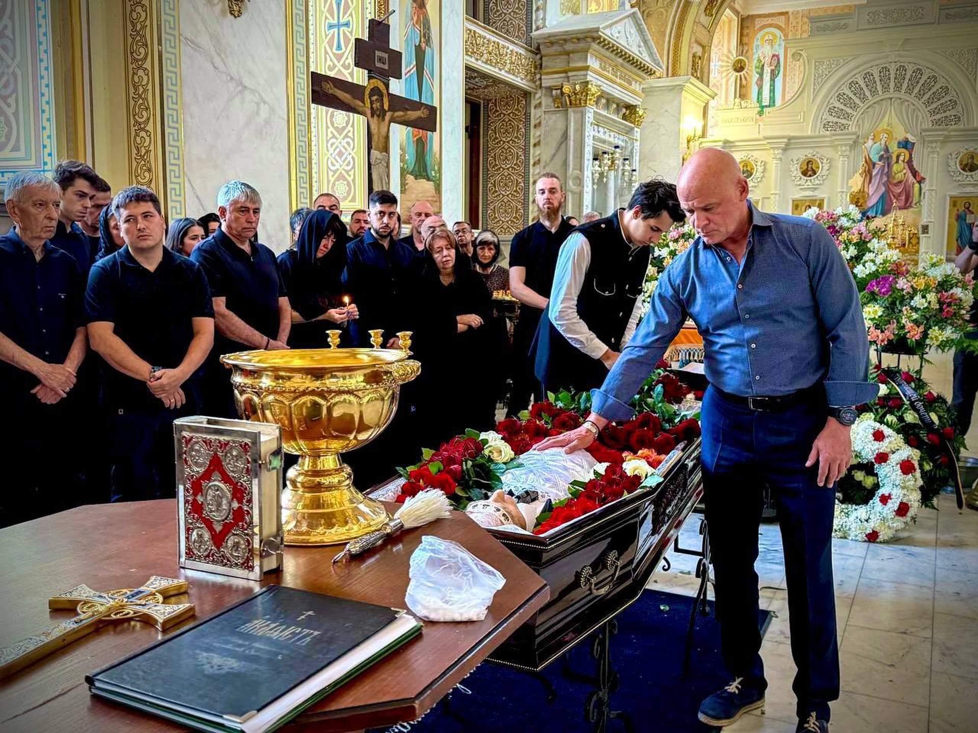 В Одесі попрощалися із колишнім мером Русланом Боделаном