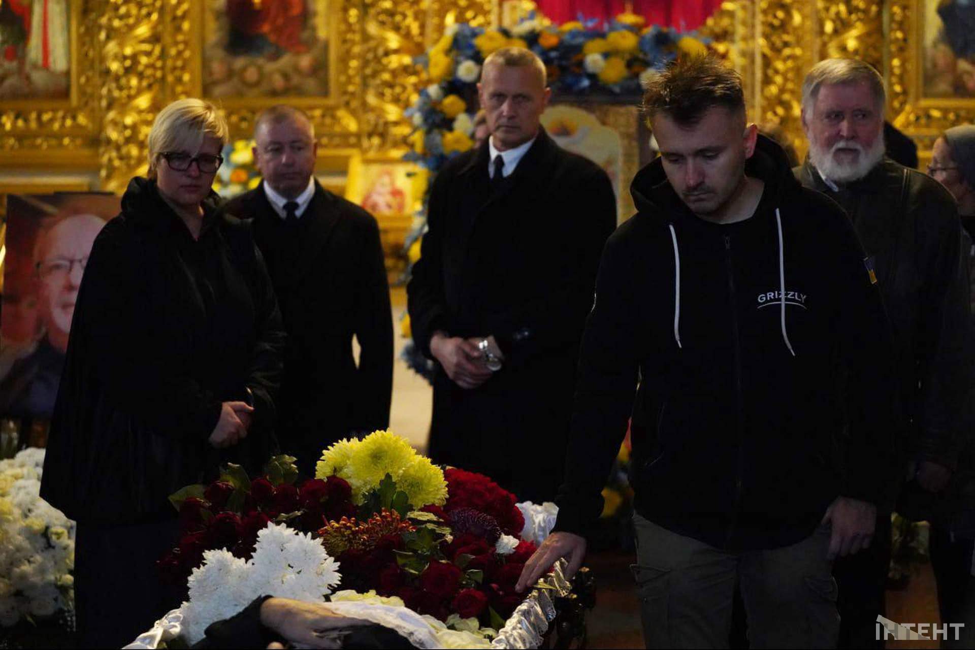 У Києві провели в останній шлях редактора “Наші Гроші” Олексія Шалайського