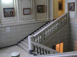 Окупанти викрали серію картин з херсонського музею