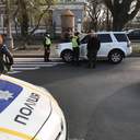 Вікенд на Ланжероні: смугасті стрічки не зупиняють одеситів, які вийшли погуляти