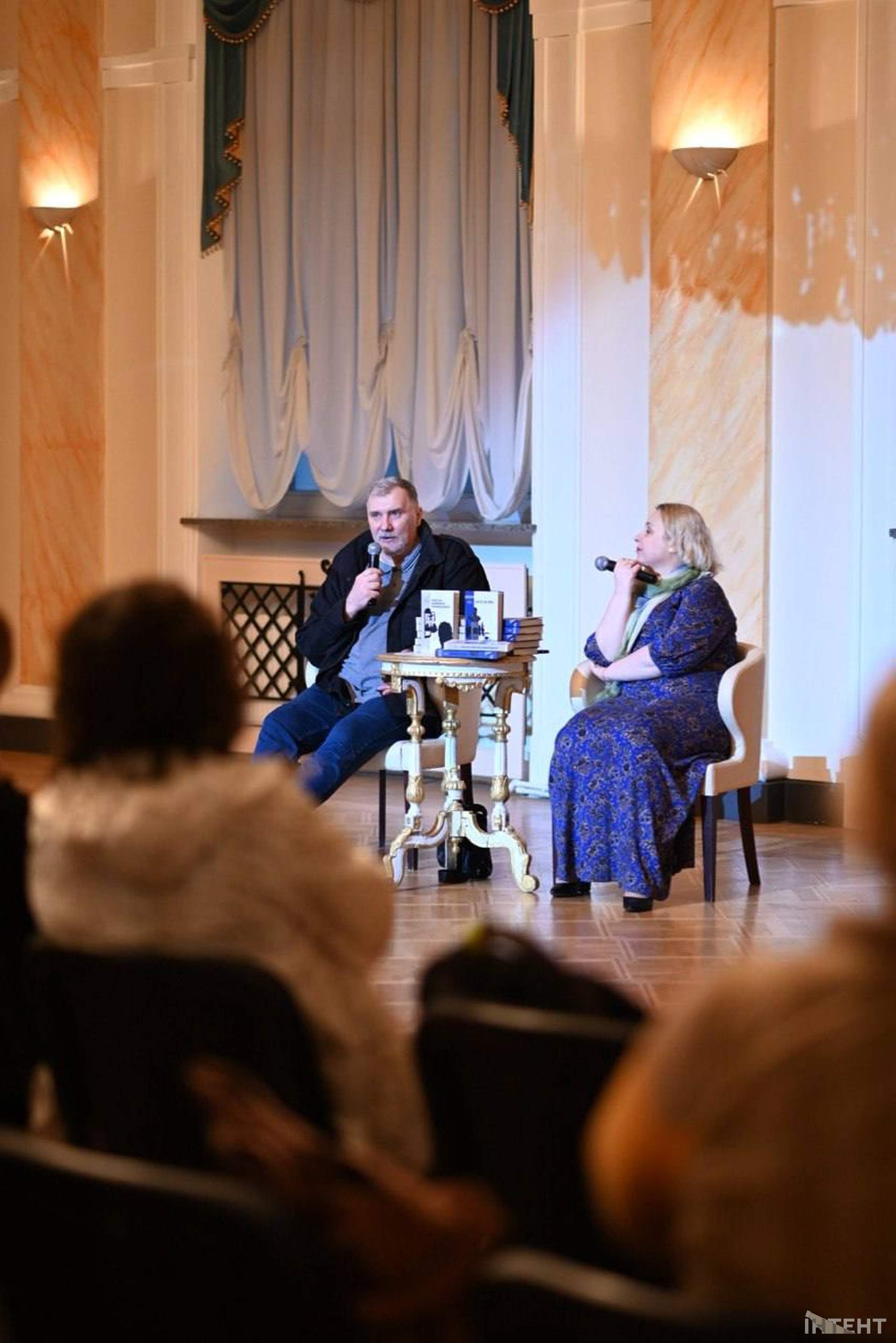 Імперські міфи та деколонізація: в Одесі презентували книжки про українського мореплавця