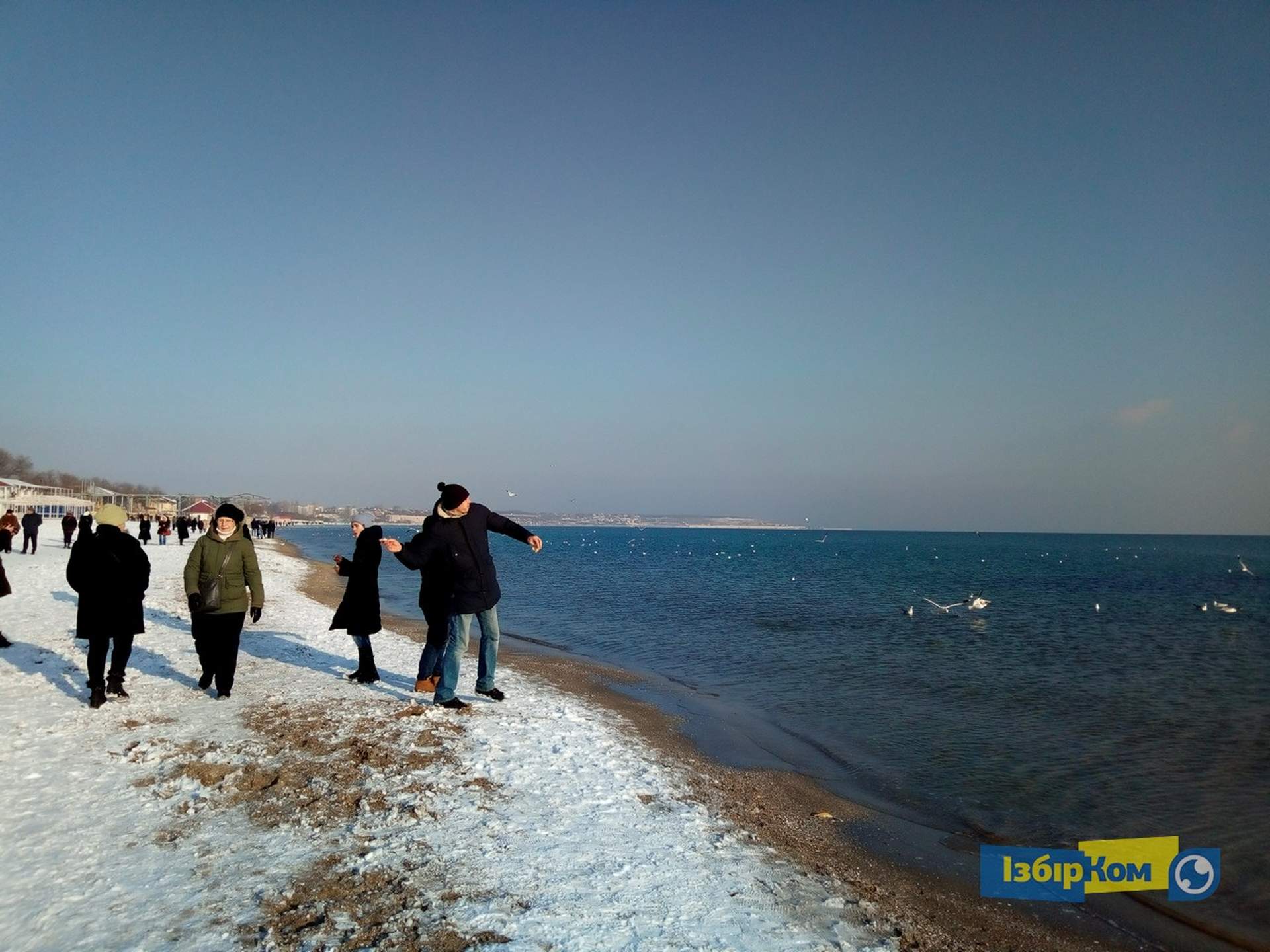 Снег в Одессе: катание на санках и прогулки к морю