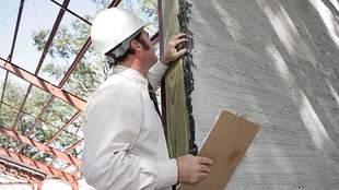 В Николаеве создали комиссии для поиска укрытий во внешкольных учреждениях