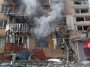 Окупанти обстріляли в Херсоні офіс Червоного Хреста