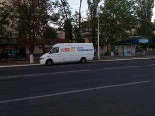 Борди, газети і листівки: на Одещині активізувалися політичні гравці