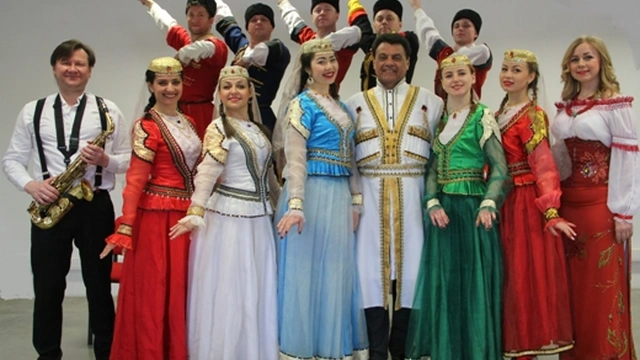 К 100-летию Азербайджанской Республики
