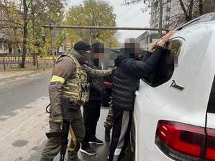 СБУ затримала колаборанта, який допомагав росіянам тікати з Херсона