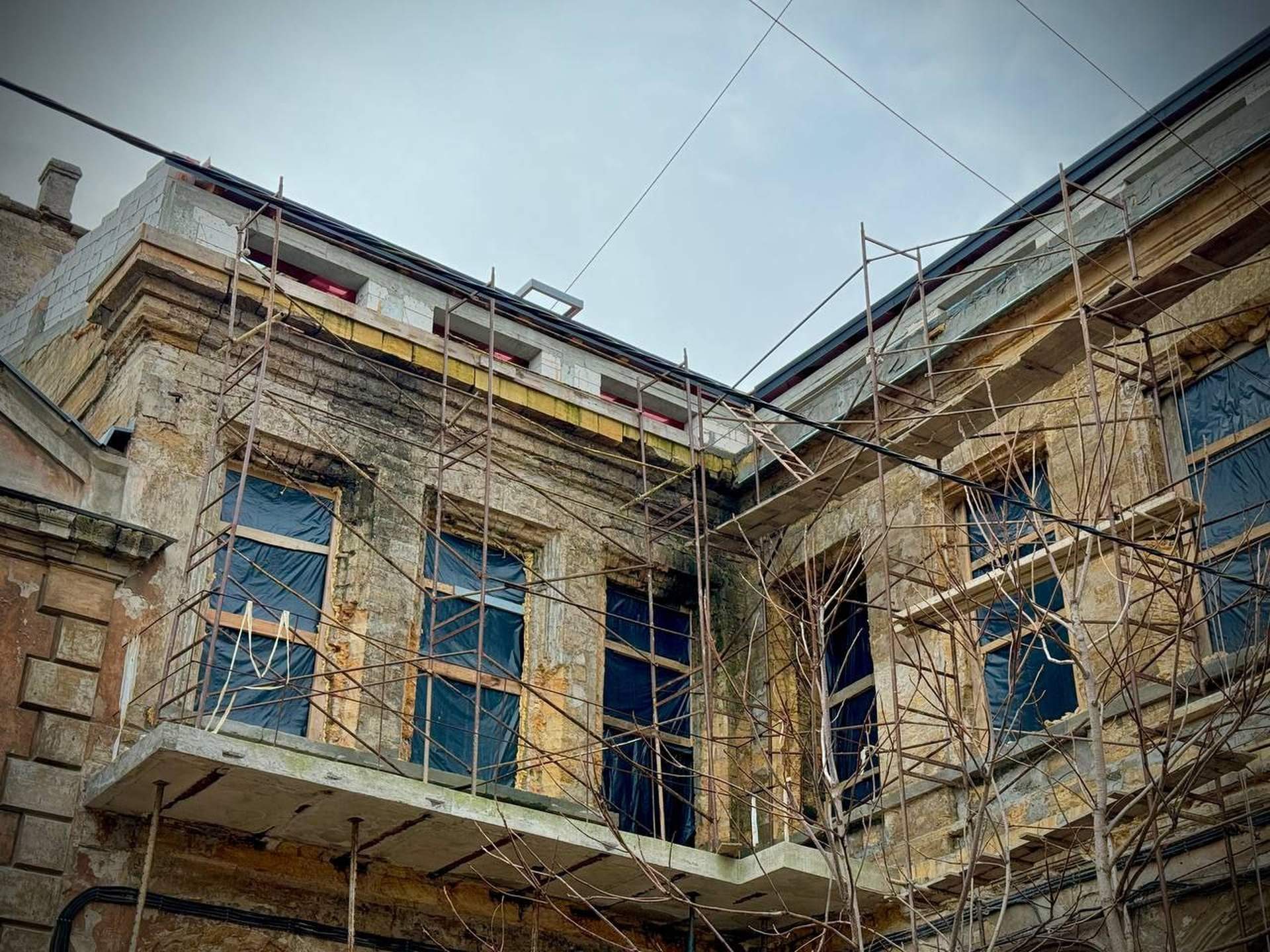 В Одесі до "будинку Гоголя" добудували третій поверх