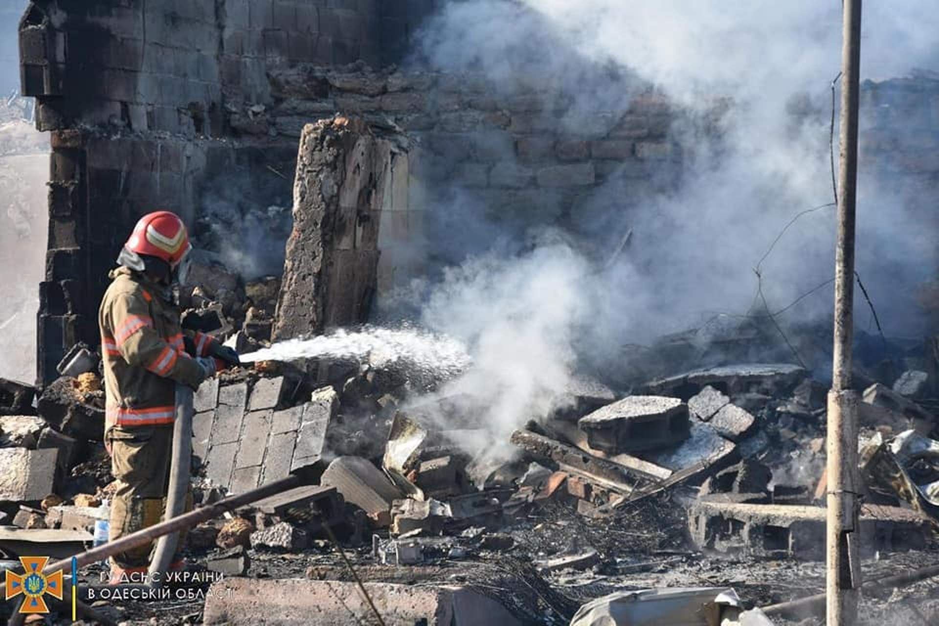 Російські військові обстріляли Одещину, знищивши приватні будинки та бази відпочинку (оновлено)