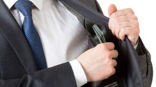 Херсонщина посіла друге місце в Україні за рівнем зарплати серед ОДА