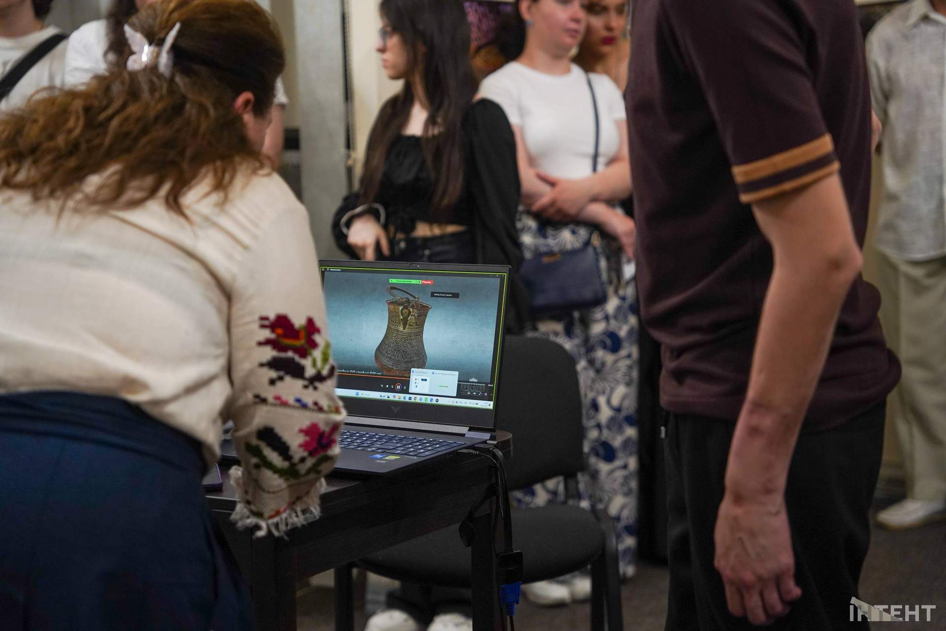 Крим поза імперіями: в Одесі презентували 3D-колекцію матеріалів півострова
