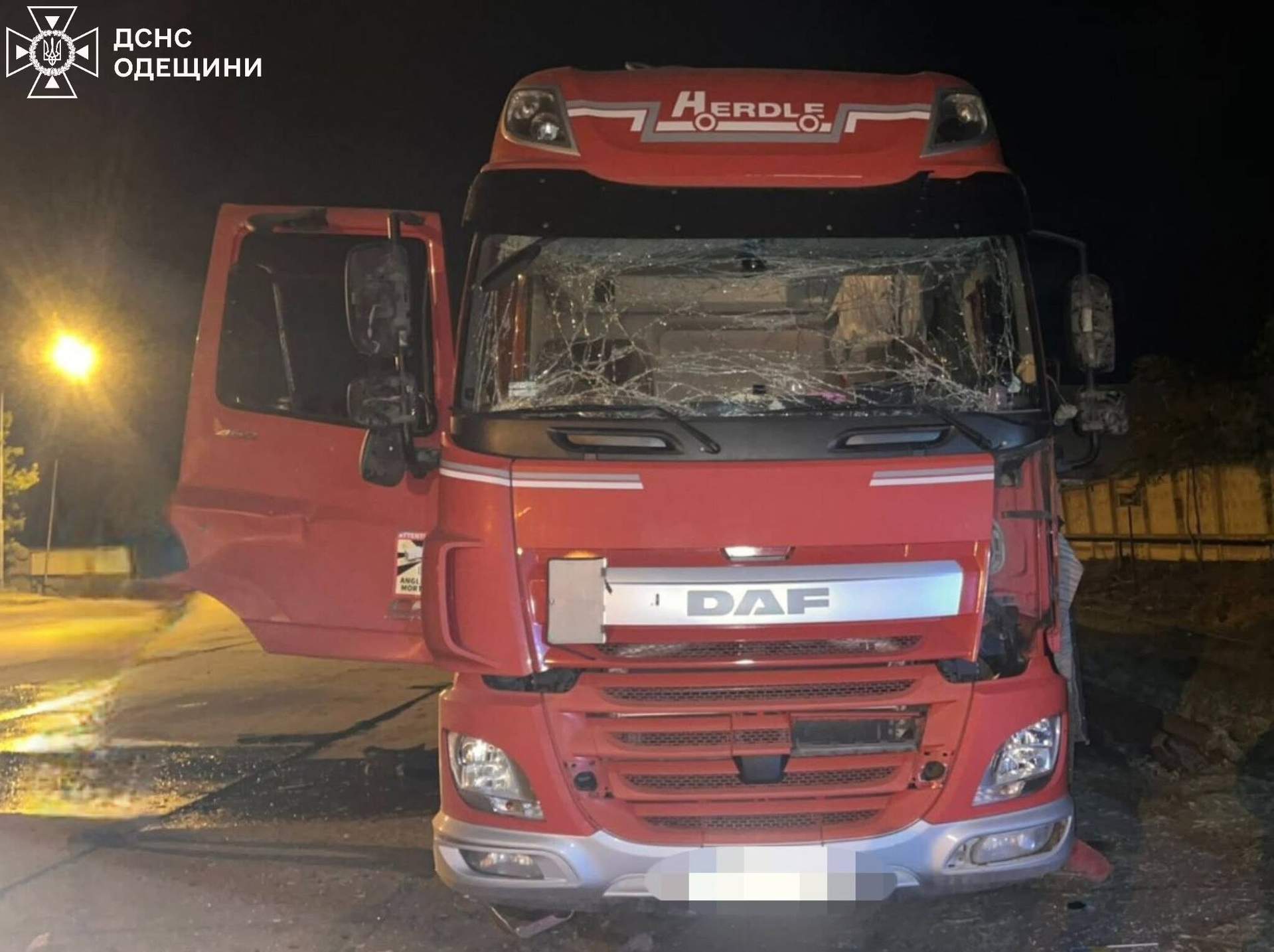 Вночі росіяни поранили одесита та поцілили на територію храму в Чорноморську