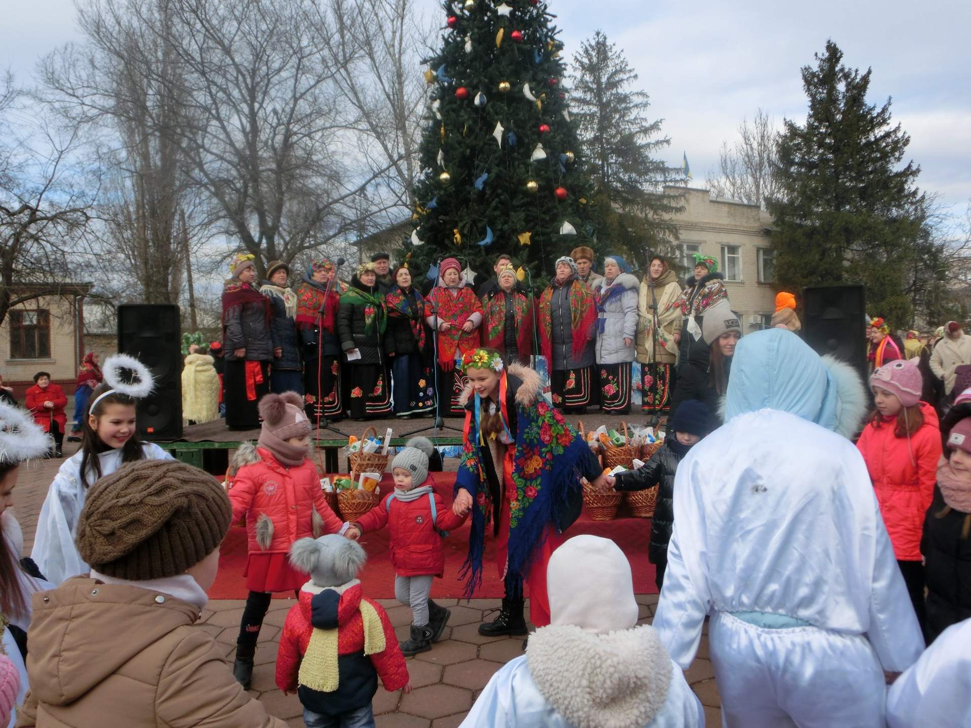 Як в Роздільній різдвяний фестиваль проводили