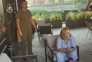 Odesa customs official sent to pre-trial detention center on suspicion of bribery