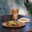 Херсонські журналісти зібрали кошти для ЗСУ на фестивалі пузанка в Одесі