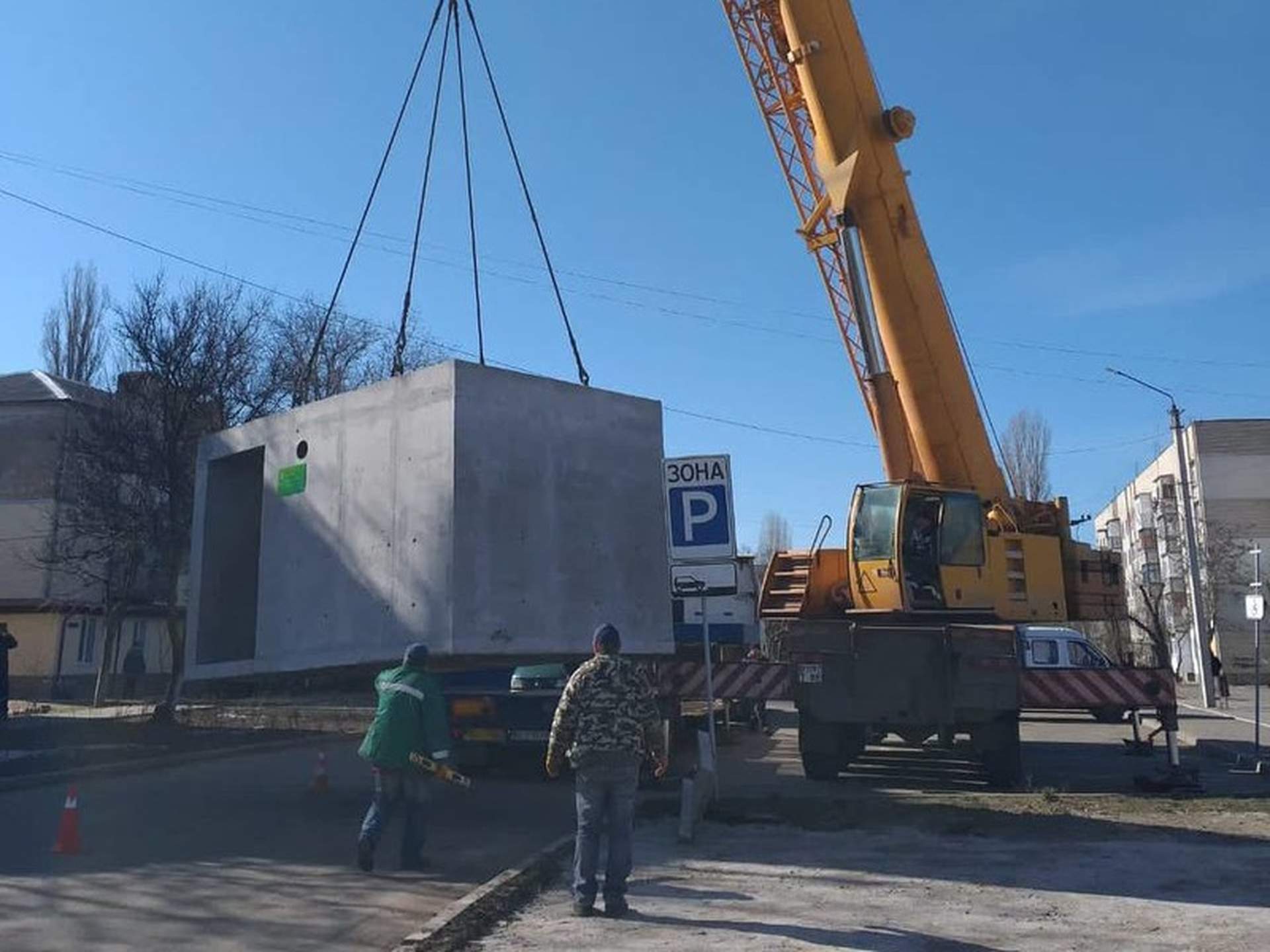 Очаків отримав перші бетонні укриття