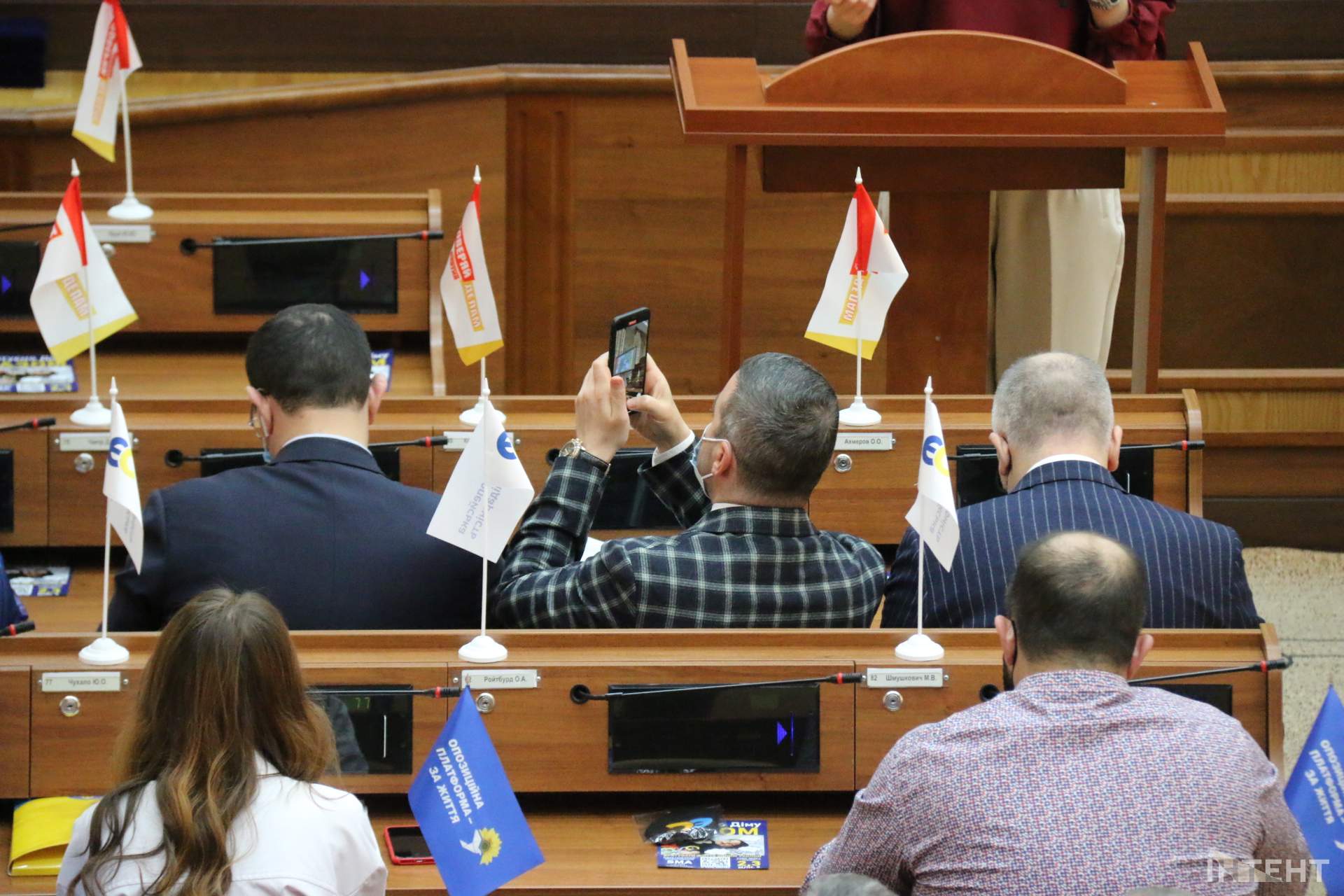 Шоста сесія Одеської обласної ради у світлинах ІзбірКому