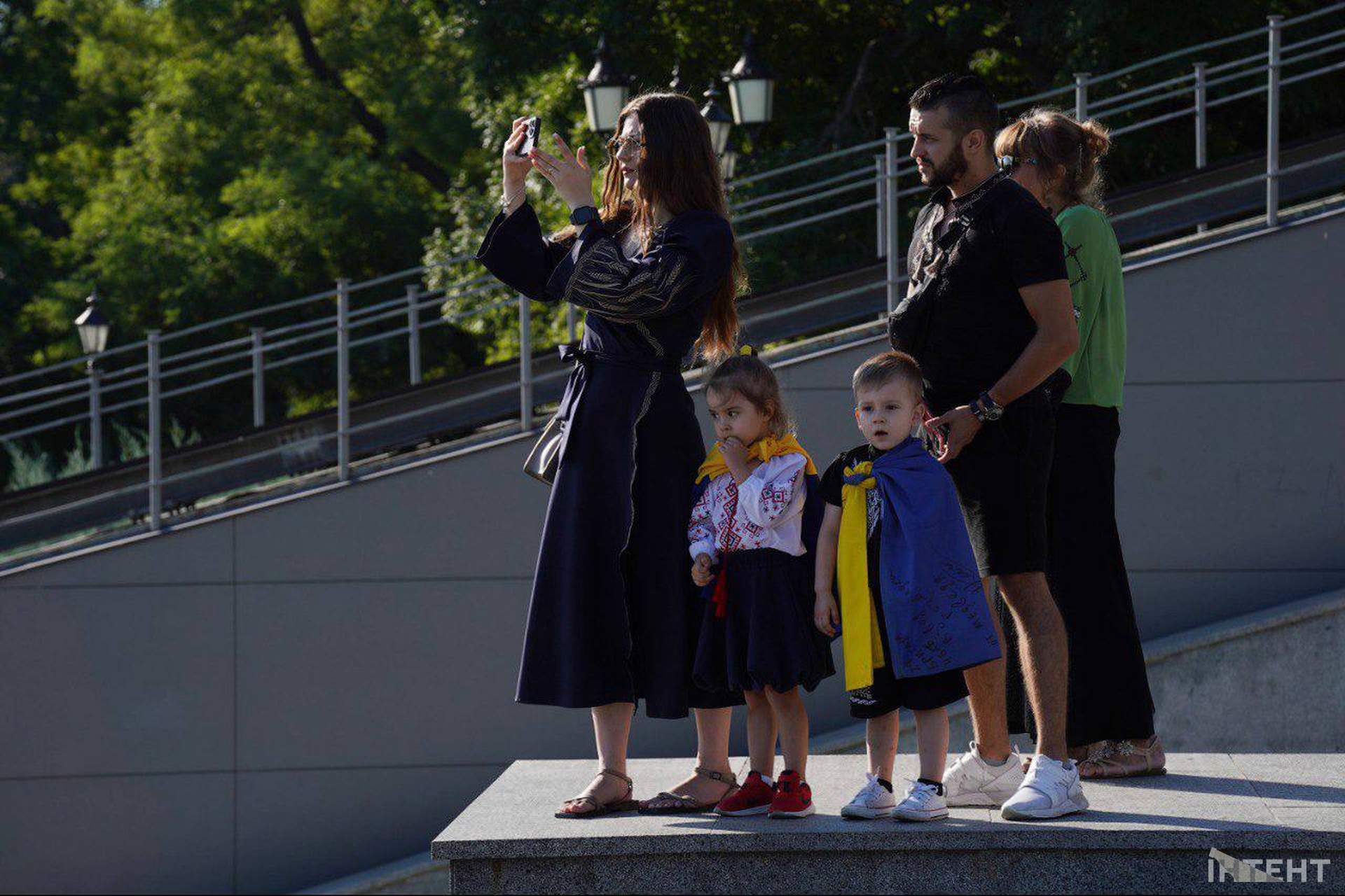 В Одесі розгорнули 34-метровий прапор України до Дня Незалежності