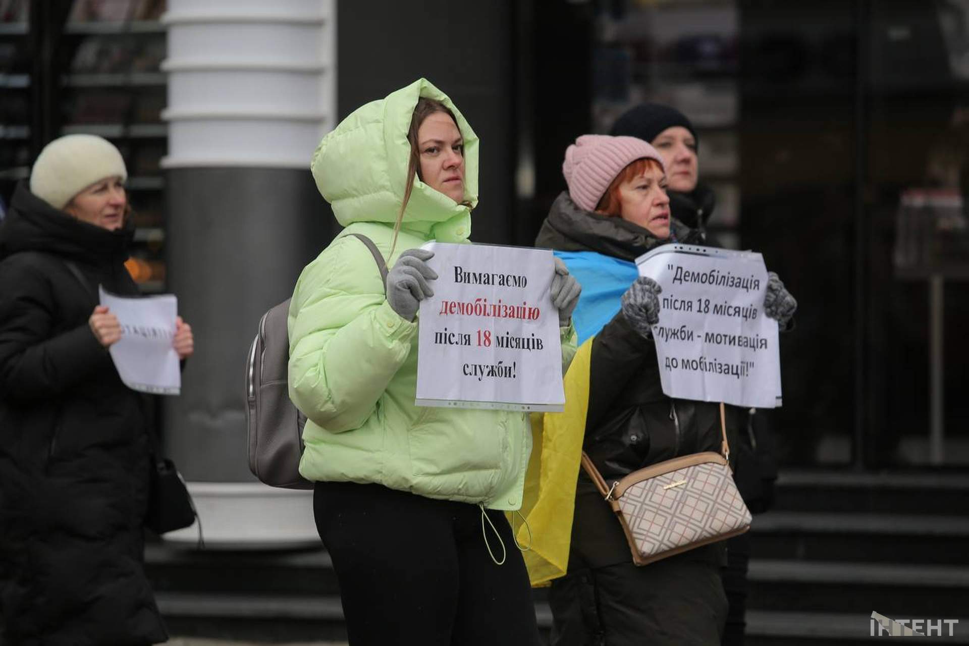 Родичі військових влаштували в Одесі ходу на підтримку демобілізації