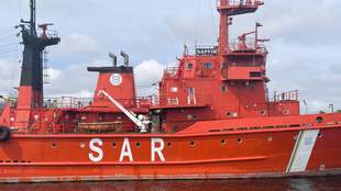 Капітан корабля з Криму захопив рятувальників біля Зміїного та може сісти за воєнні злочини