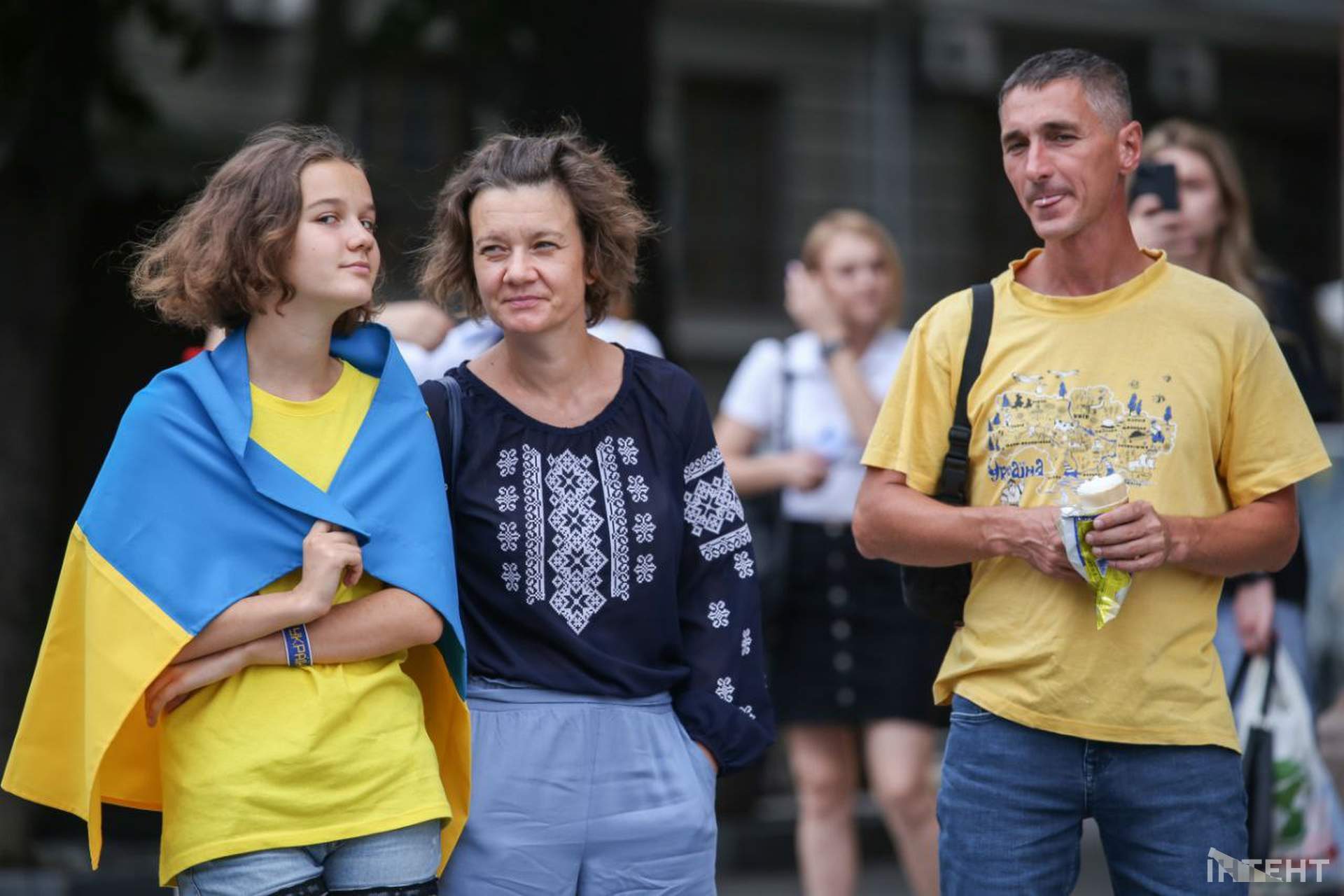 На балконі біля Одеської опери влаштували Жовто-блакитний фестиваль