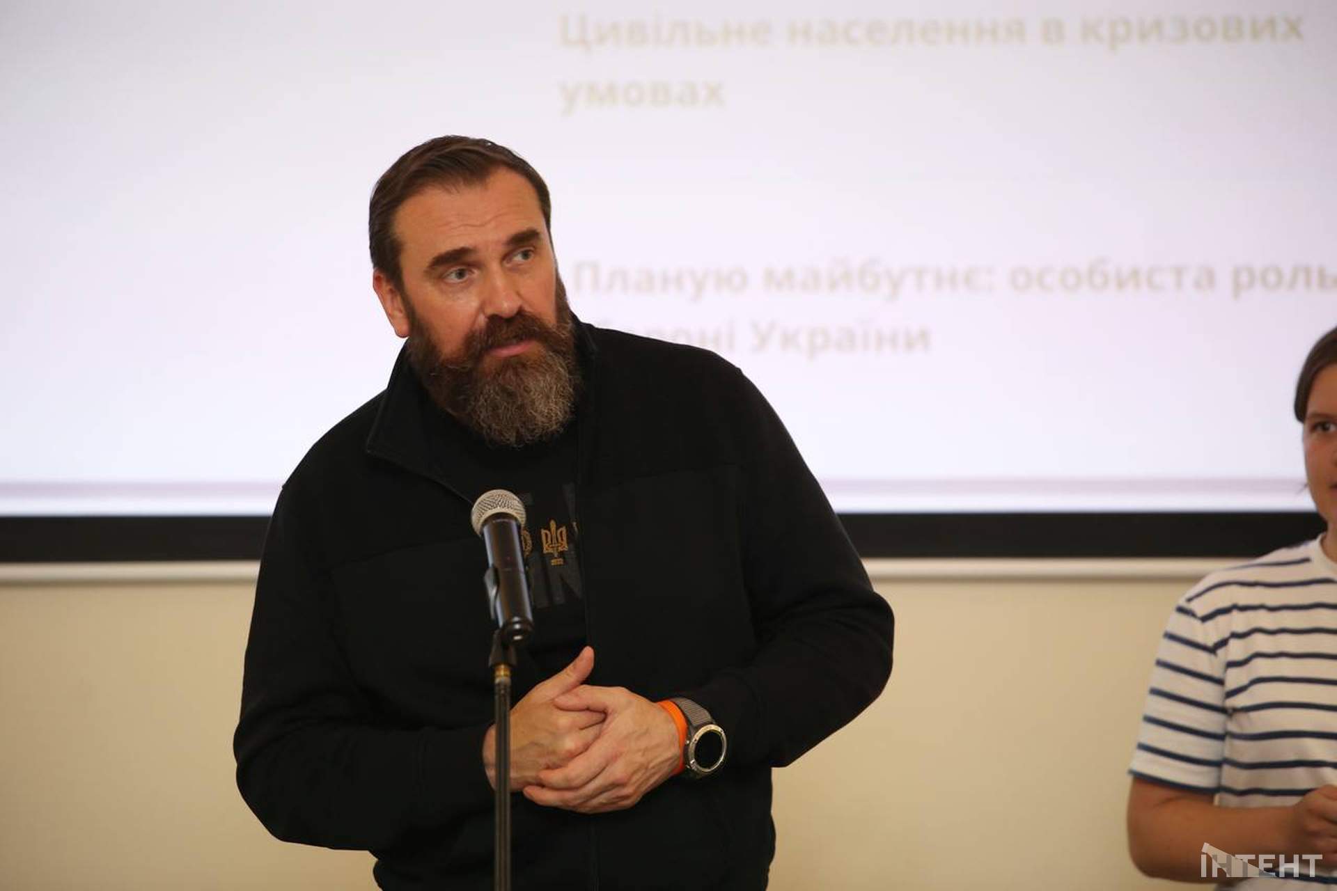 Управління дронами та планування військових операцій: в Одесі презентували оновлений шкільний предмет "Захист України"