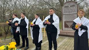 В Николаеве почтили память жертв Холокоста и годовщину освобождения Аушвица