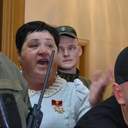 Сессия Одесского городского совета: потасовки с митингующими и попытки экс-нардепа попасть в здание мэрии