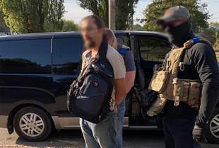 На Херсонщині священника УПЦ (МП) підозрюють у збуті зброї