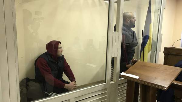 Суд залишив у СІЗО обвинувачуваних в нападі на активіста Устименка в Одесі