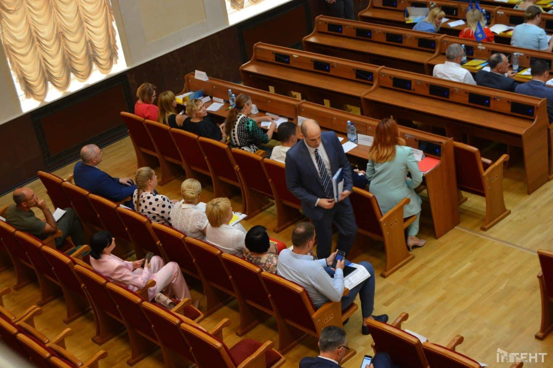 VIII сесія Одеської обласної ради у кадрах