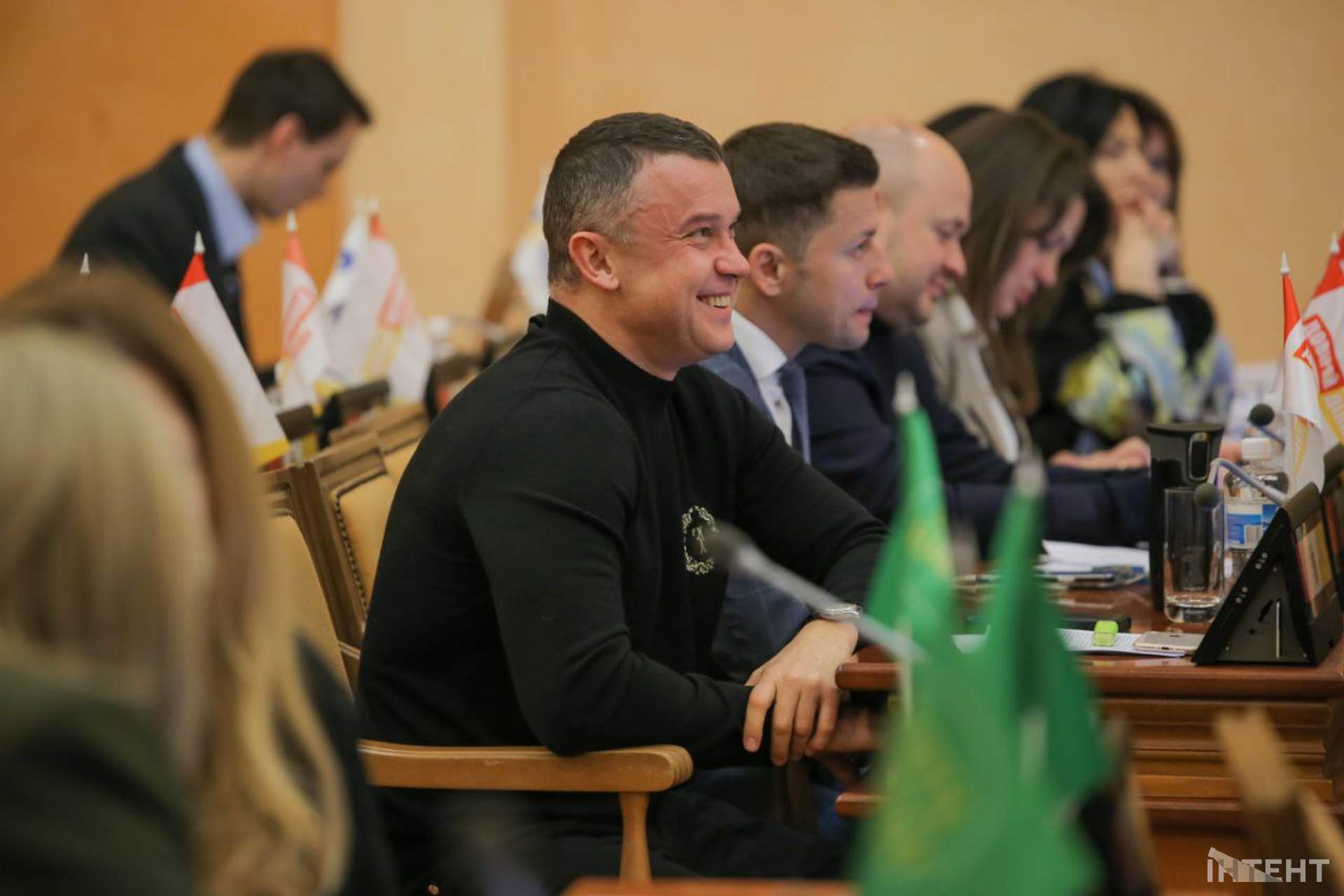 Емоційна сесія Одеської міської ради в об'єктиві Інтента