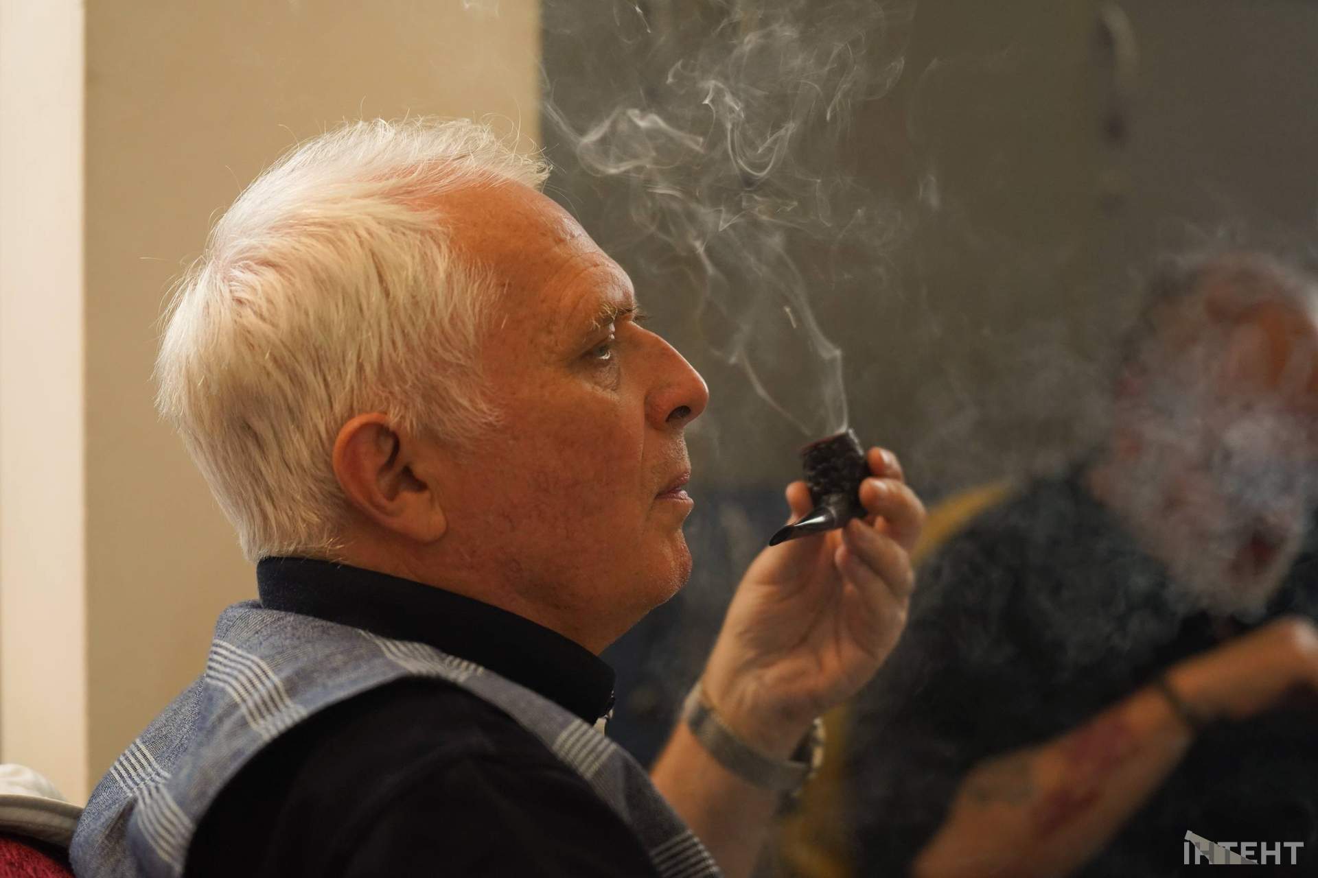 В Одесі чемпіонат з куріння люльки присвятили пам'яті актора Комарова