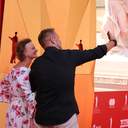 Красная дорожка церемонии закрытия Одесского кинофестиваля: меньше политиков, больше детей и селфи