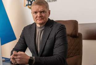 Дружина торік придбала Porsche: голова Одеської райадміністрації задекларував статки