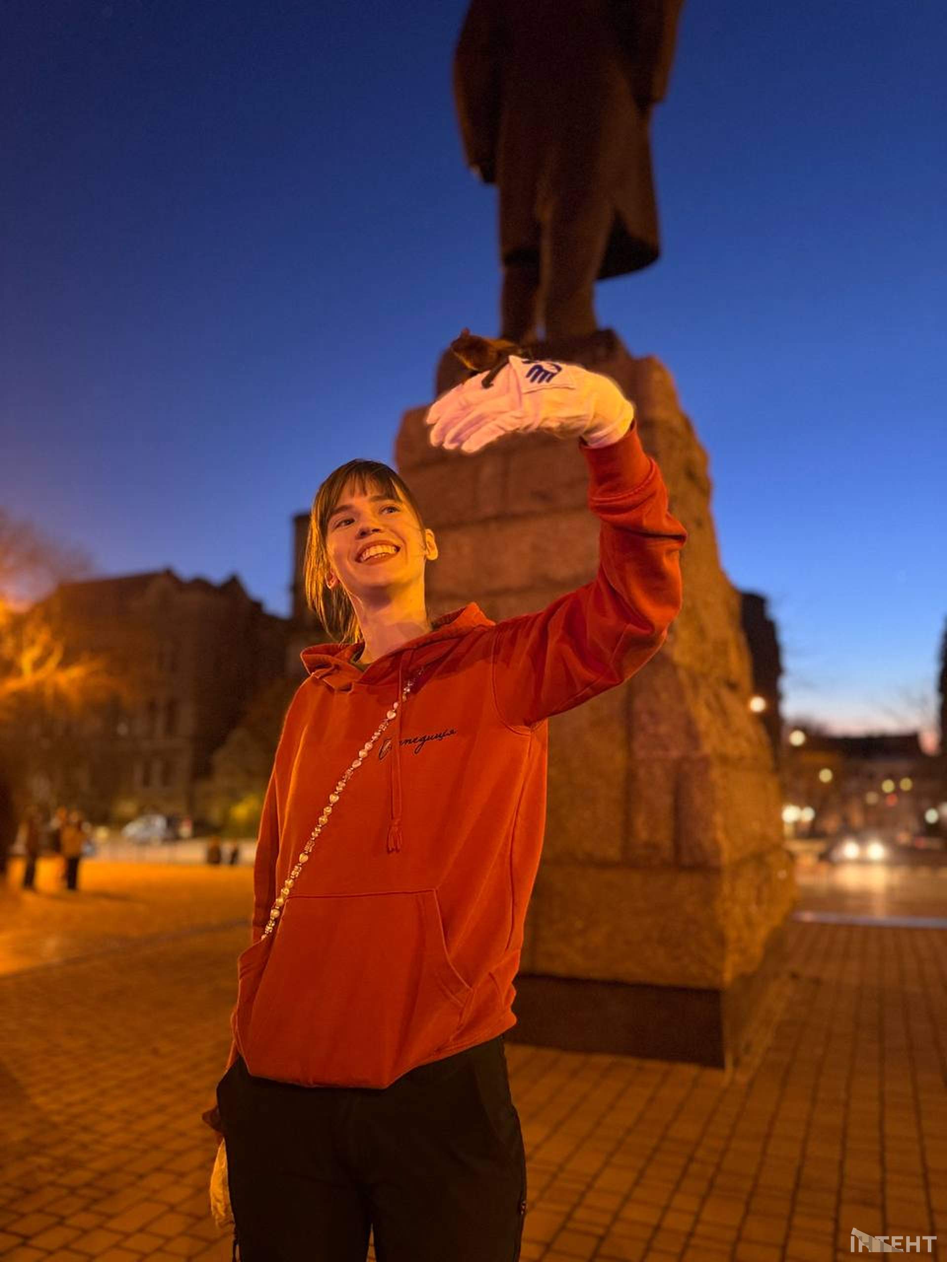 В одеському парку вперше випустили реабілітованих кажанів