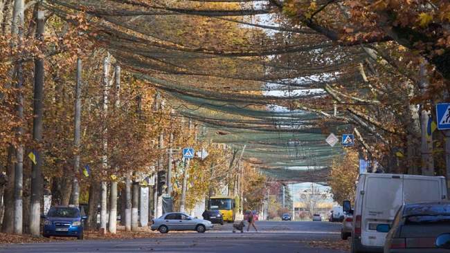 Kherson under anti-drone nets. PHOTO: apnews.com