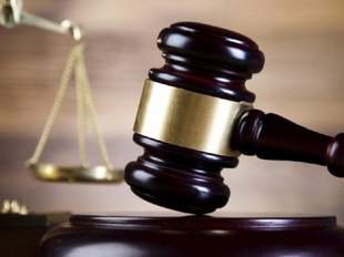 Справу про підозру митника у перетворенні товарів скерували до суду