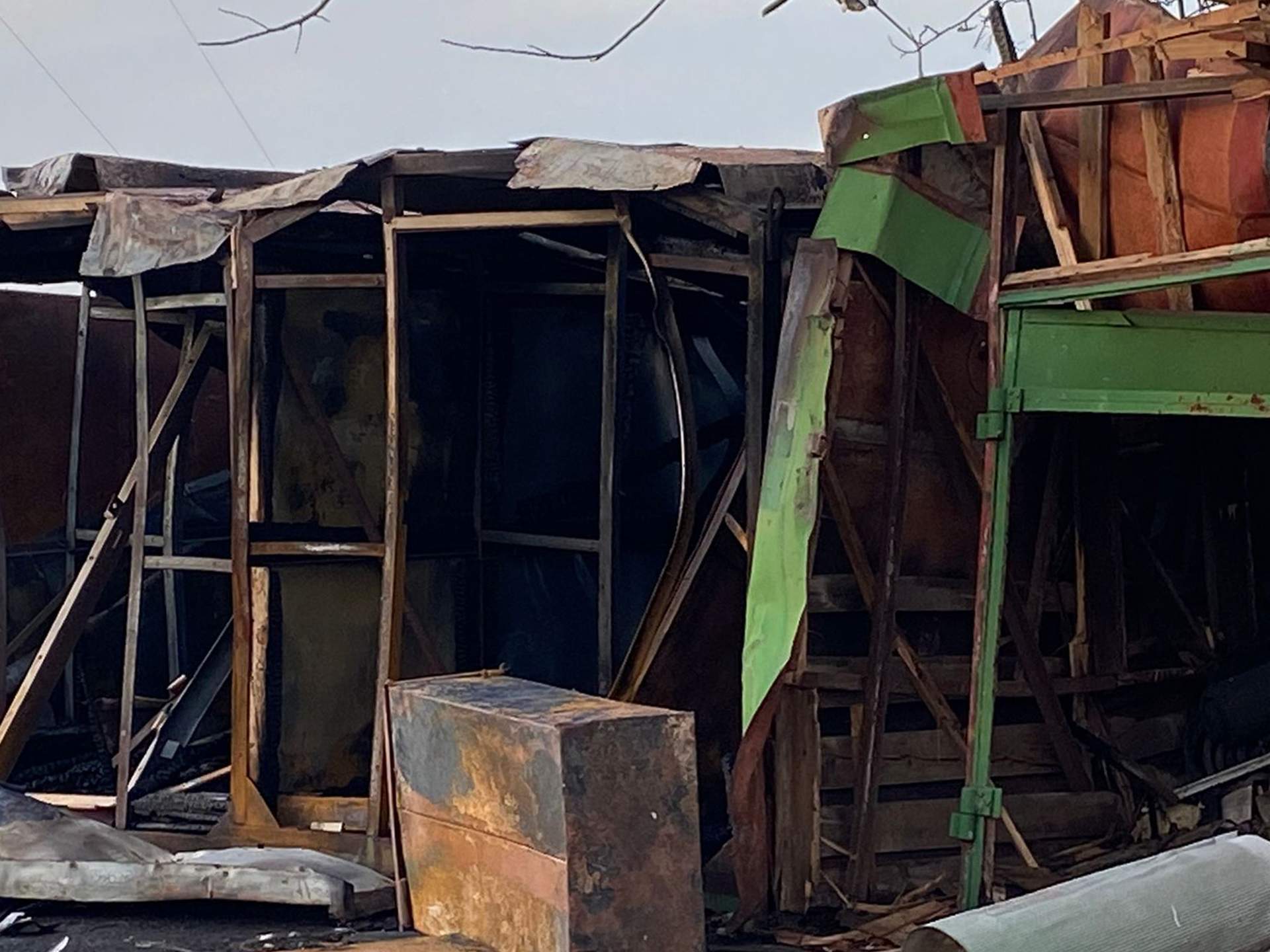 Наслідки ракетного удару по промисловому підприємству на Одещині
