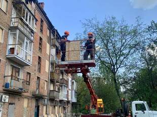 У Миколаєві ліквідують наслідки російських атак