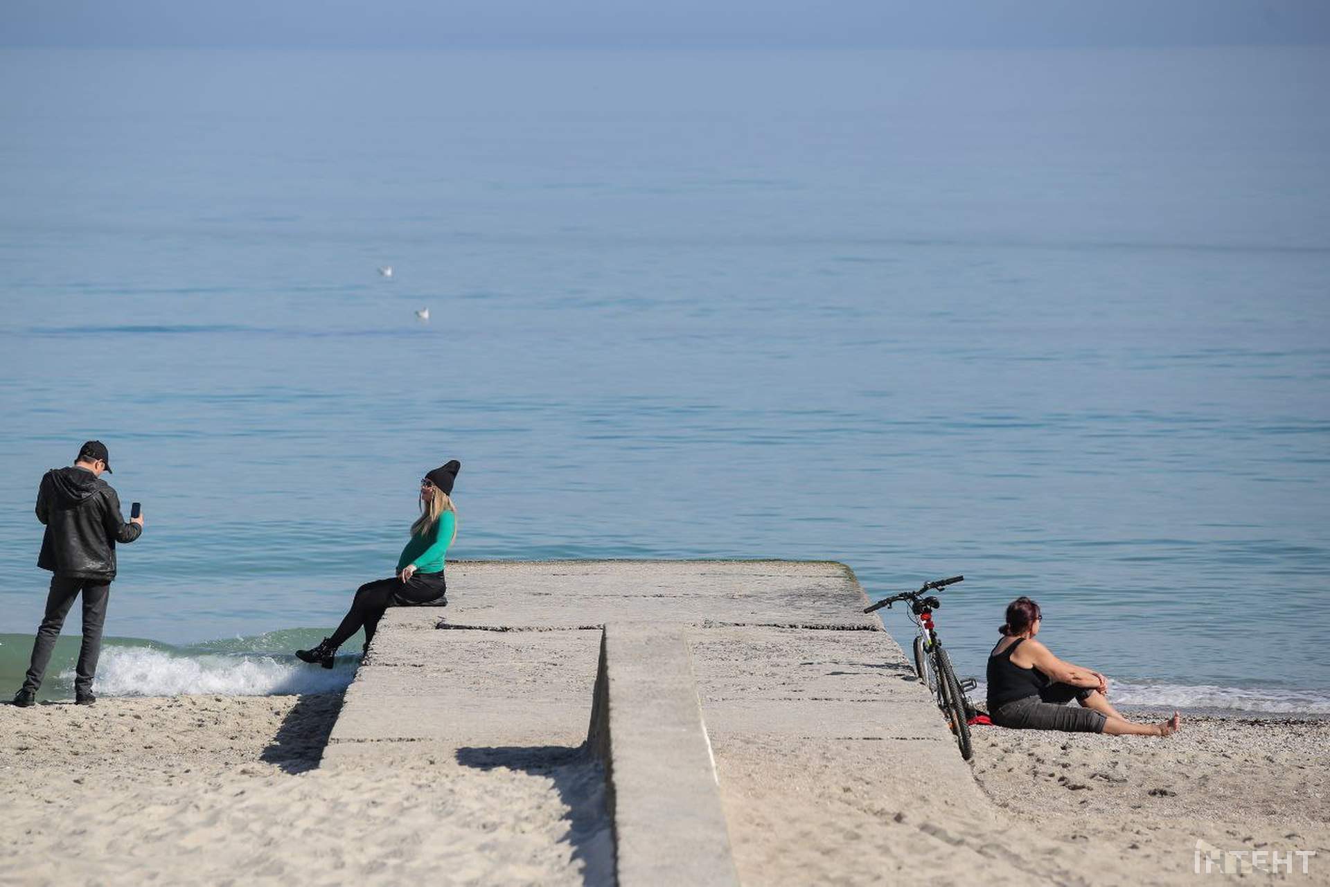 На одеські пляжі прийшла друга воєнна весна