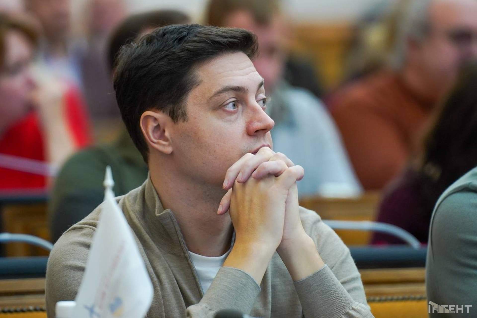 Збільшення зарплати та оновлення виконкому: сесія Одеської міської ради у світлинах Інтента