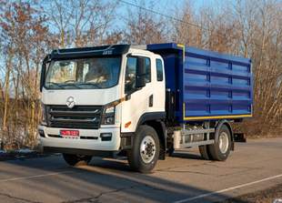 Одеські комунальники без аукціону придбають три самоскиди за майже 10 мільйонів