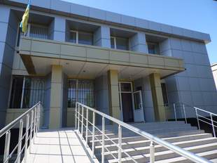 На Одещині поліцейського засудили до двох років тюрми за зловживання впливом