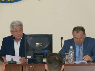 Депутати Лиманської райради розподілили бюджетні кошти: ремонт доріг, дитсадків, водогонів і квартири співробітникам СБУ