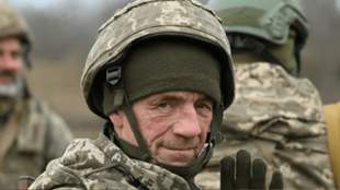 Рада поддержала законопроект о добровольной службе для мужчин 60+