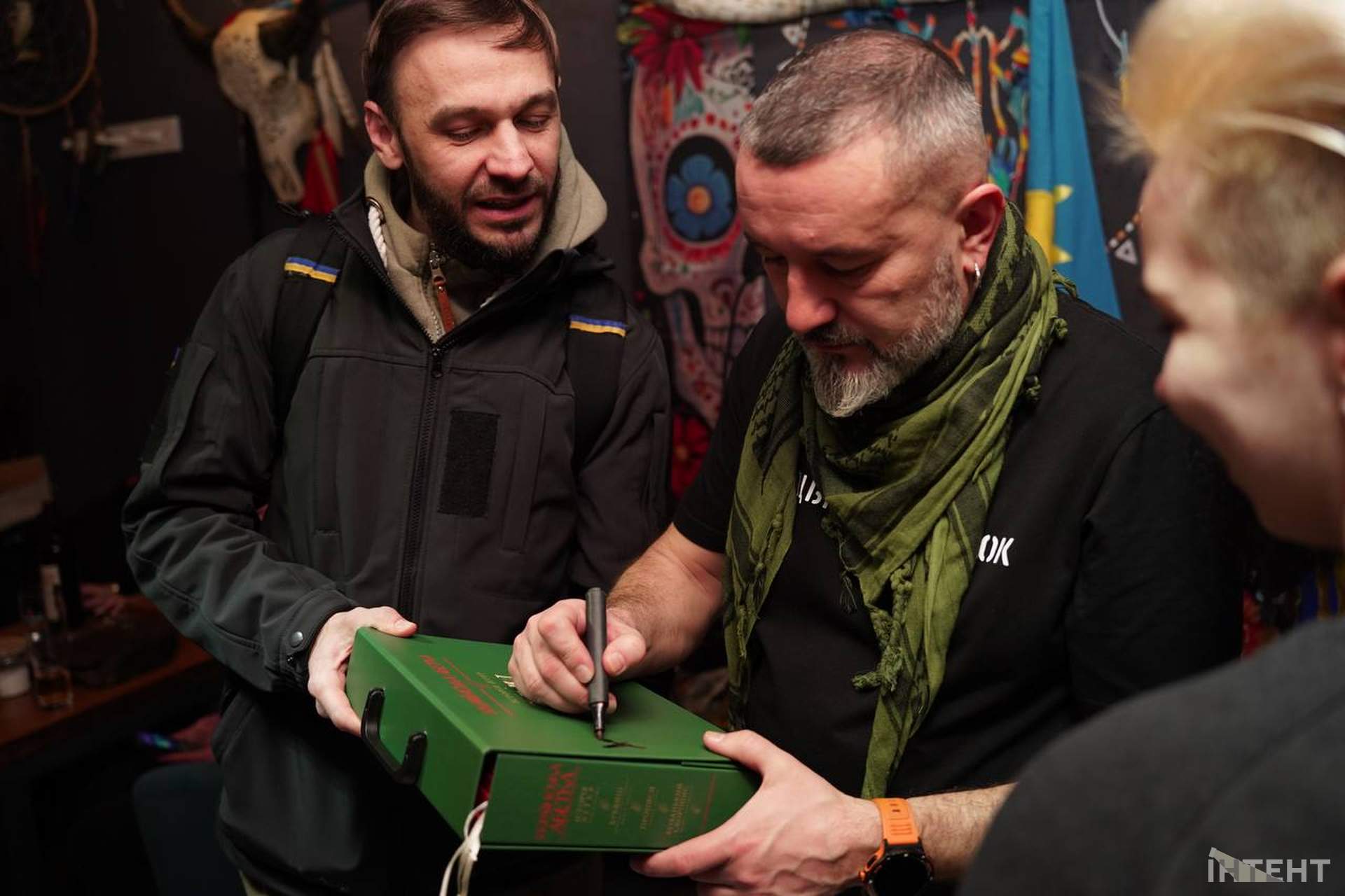 "Добрий ранок, Україно!": благодійний виступ фронтмена гурту "Нумер 482" в Одесі