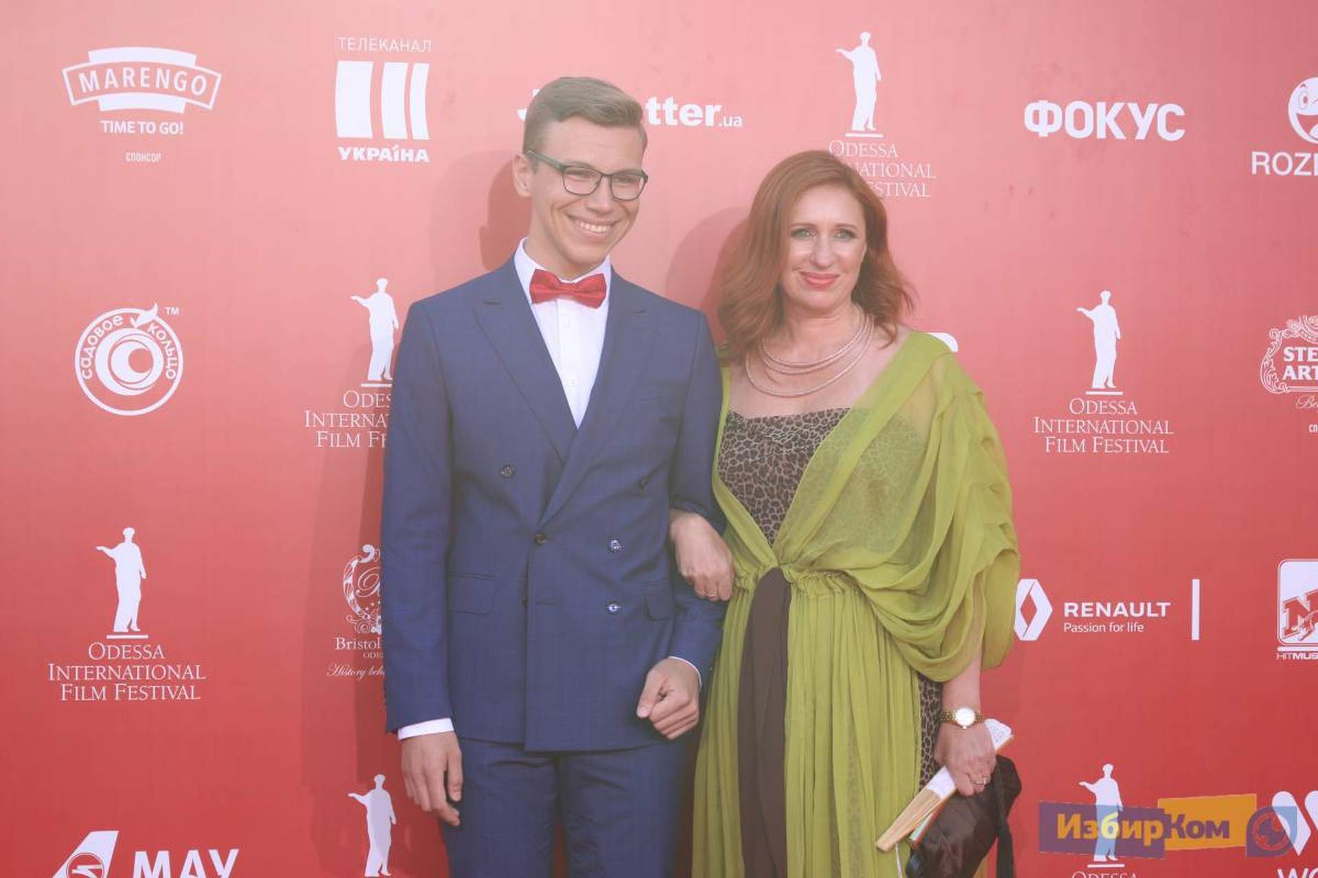 Закрытие Одесского кинофестиваля: красная дорожка без первых лиц и со Жванецким