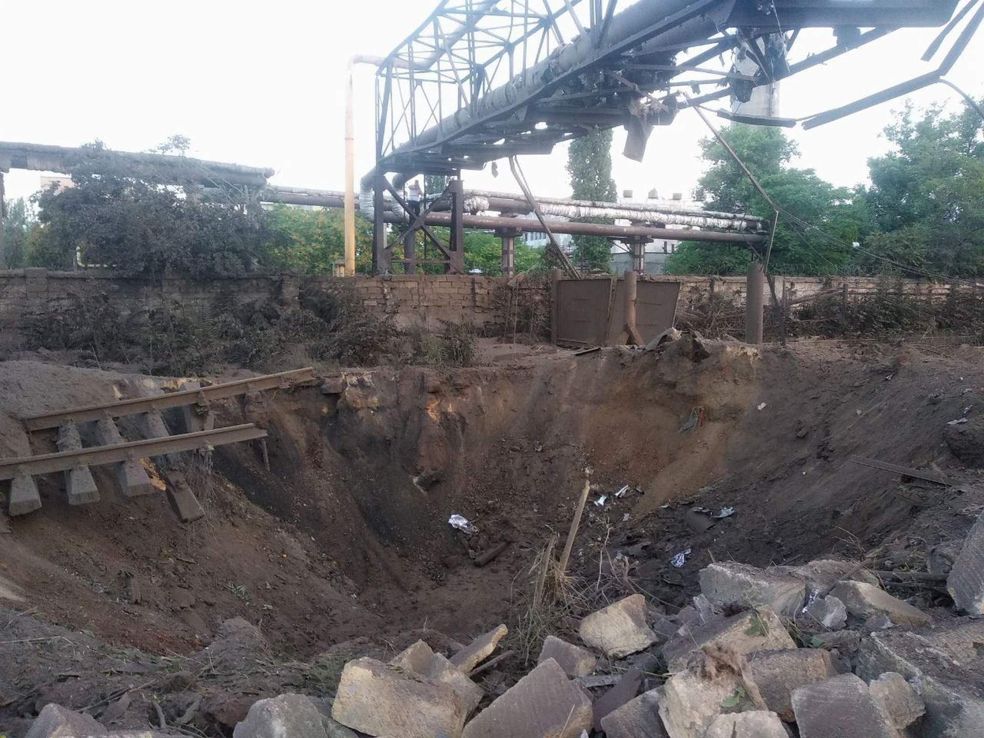 Окупанти пошкодили кладовище в Одесі