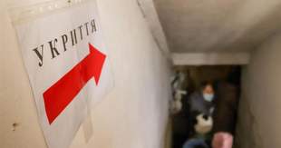 Висунули вимогу: в Одесі одне з ОСББ не пускає учнів школи в укриття